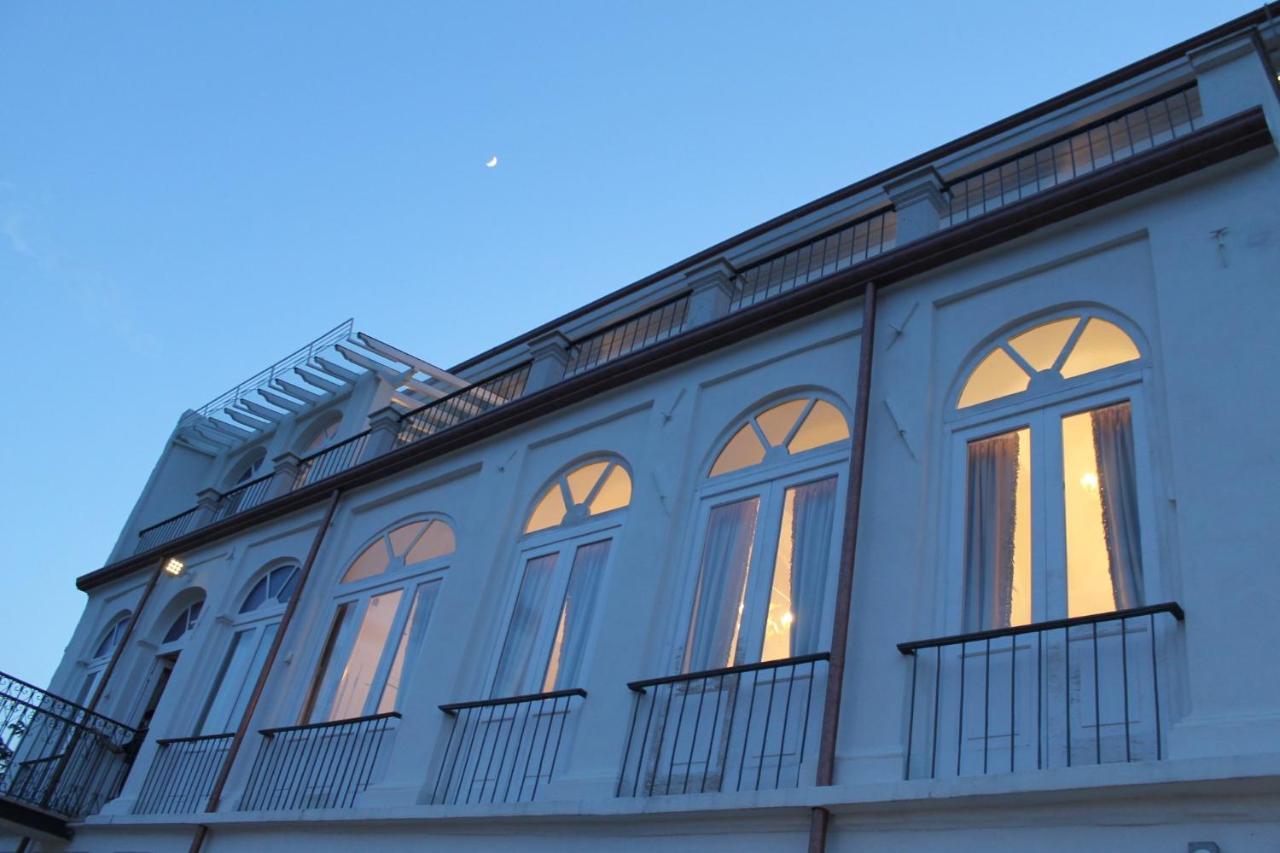 Palazzo Tilli Casoli  Екстер'єр фото